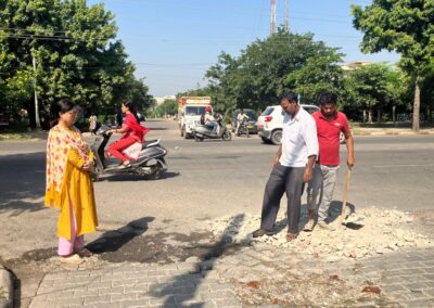 Army Flats Vice President getting municipal corporation approach road repaired with own resources in Oct 2023